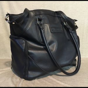 Sarah Wells Pump Bag